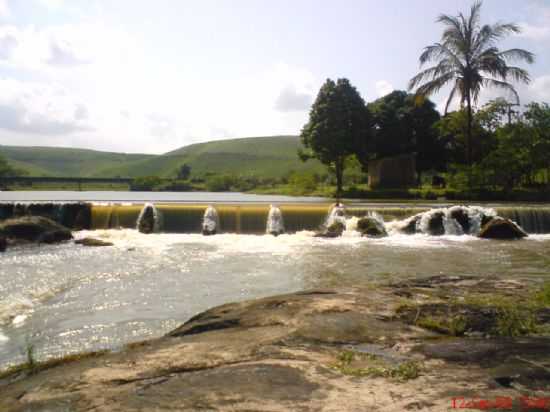 BARRAGEM DE PAU SANGUE, POR LUCAS CANTO - GAMELEIRA - PE
