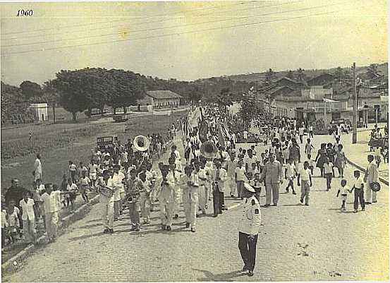 FOTO ANTIGA DA CIDADE DE GAMELEIRA-PE, POR CARLOS - GAMELEIRA - PE