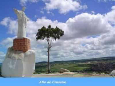 CRISTO NO MEIO DA ESTRADA, POR SILVINHA - GRAVAT - PE