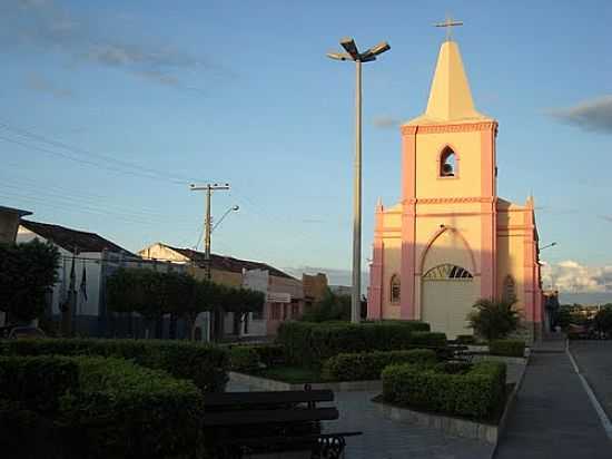 IGREJA EM IGUARACI-FOTO:TONI ABREU - IGUARACI - PE