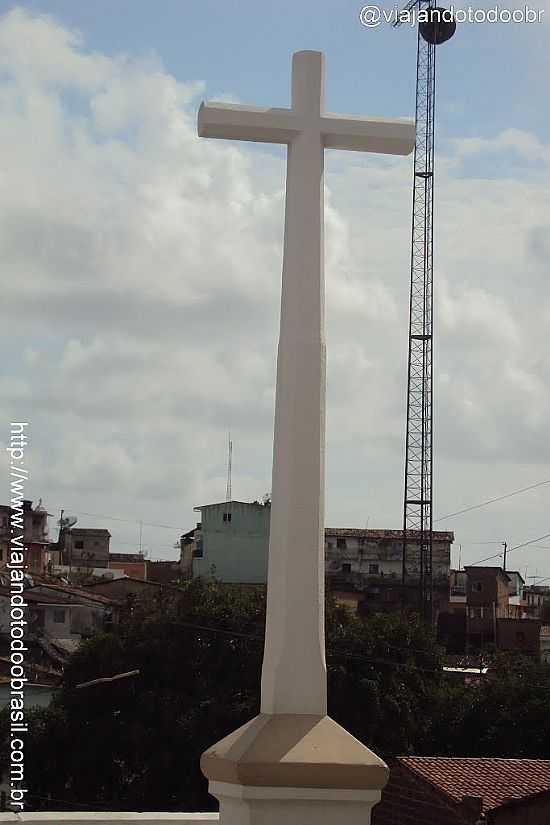 CRUZEIRO DO CONVENTO DO SANTO CRISTO EM IPOJUCA-PE-FOTO:SERGIO FALCETTI - IPOJUCA - PE