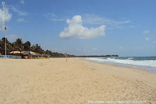 QUIOSQUES NA PRAIA DE MARACAPE EM IPOJUCA-PE-FOTO:SERGIO FALCETTI - IPOJUCA - PE