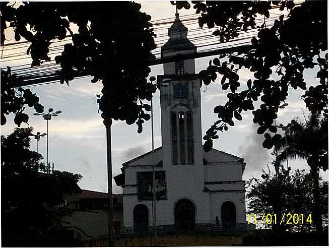 IGREJA NA. SA. DE LOURDES-COARACI, POR REGINA MARIA CAMPOS PIMENTEL - COARACI - BA