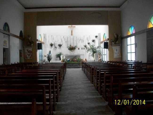 INTERIOR DA IGREJA DE NA. SRA. DE LOURDES-COARACI, POR REGINA MARIA CAMPOS PIMENTEL - COARACI - BA