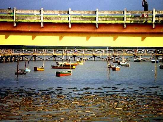 PONTE NO CANAL DE SANTA CRUZ-FOTO:MONYLISE - ITAPISSUMA - PE