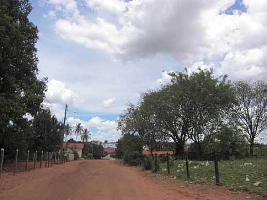 ENTRADA DA CIDADE DE COCOS-BA-FOTO:RMULO HENOK - COCOS - BA