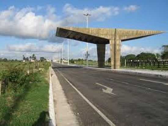 PRTICO DE ENTRADA-FOTO:BM2EVENTOS - LAGOA DO OURO - PE