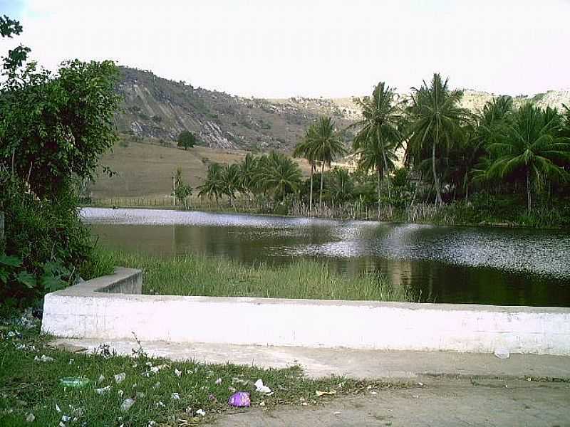 LAGOA DO SOUZA-PE-VISTA DA LAGOA E A SERRA-FOTO:ARISILVA1@GMAIL.COM  - LAGOA DO SOUZA - PE