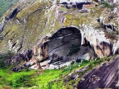 PEDRA DO ORATRIO, POR RAFAEL TADEU SOARES - LAGOA DOS GATOS - PE