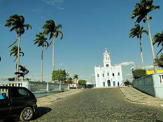 CONCEIO DA FEIRA-BA-PRAA E A MATRIZ DE N.SRA.DA CONCEIO-FOTO:CAIO GRACO MACHADO - CONCEIO DA FEIRA - BA