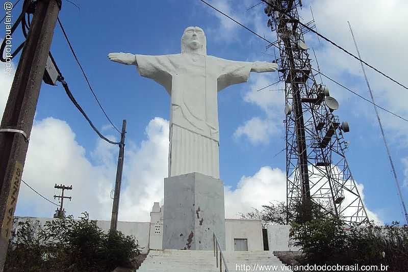 LIMOEIRO-PE-IMAGEM DO CRISTO REDENTOR-FOTO:SERGIO FALCETTI - LIMOEIRO - PE