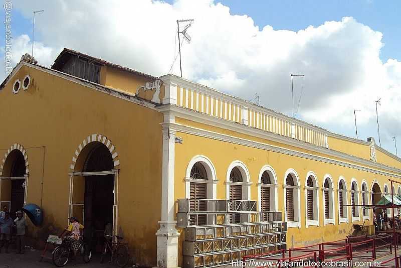 LIMOEIRO-PE-MERCADO MUNICIPAL-FOTO:SERGIO FALCETTI - LIMOEIRO - PE