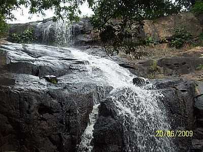 CACHOEIRA DE URU-FOTO:ARTHUR_CAVALCANTI - MACAPARANA - PE
