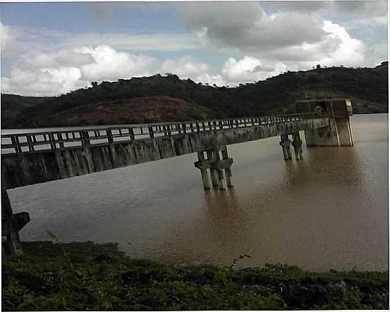 BARRAGEM EM PEDRA FINA - MACHADOS, POR BAIARDO LUCENA DE LIRA FILHO - MACHADOS - PE