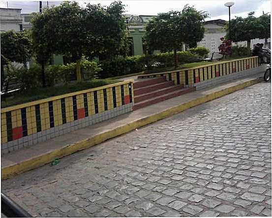 PRAA MUNICIPAL, POR BAIARDO L.L.FILHO - MACHADOS - PE