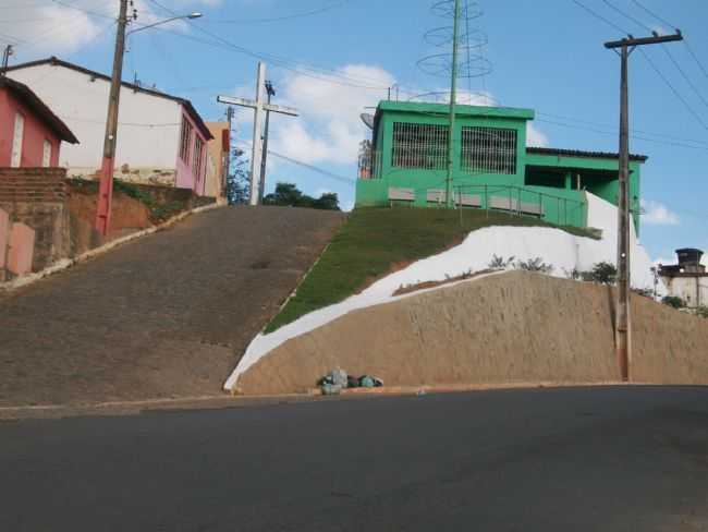 BARREIRA DO CRUZEIRO NA ENTRADA DA CIDADE DE MACHADOS, POR SILVIO BORBA - MACHADOS - PE