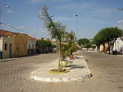 AVENIDA-FOTO:DOUGPARNA  - PARNAMIRIM - PE