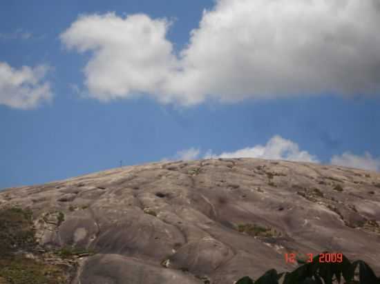 PEDRA/ PE, POR ONAGELA ARCOVERDE CARNEIRO DA SILVA - PEDRA - PE