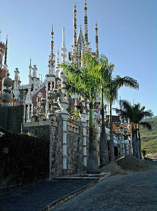 CASTELO EM PESQUEIRA-PE-FOTO:MR PEDROSO - PESQUEIRA - PE