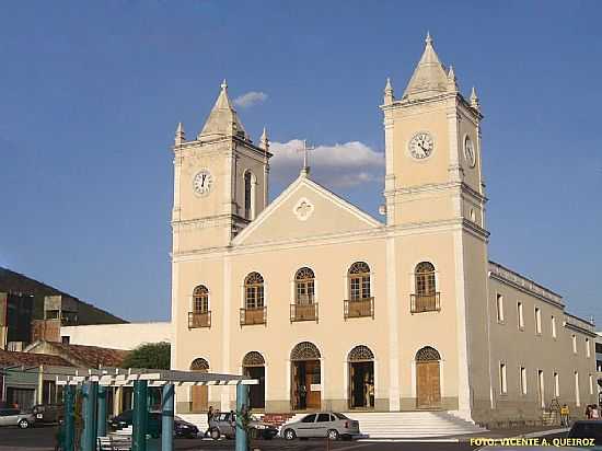 CATEDRAL DE SANTA GUEDA EM PESQUEIRA-PE-FOTO:VICENTE A. QUEIROZ - PESQUEIRA - PE