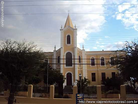 IGREJA DO COLGIO INTERNO SANTA DOROTIA EM PESQUEIRA-PE-FOTO:SERGIO FALCETTI - PESQUEIRA - PE