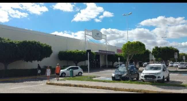RIVER SHOPPING PETROLINA, POR ANTONIO CCERO DA SILVA GUIA - PETROLINA - PE