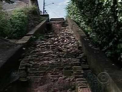 ESCADARIA  - PONTE DOS CARVALHOS - PE