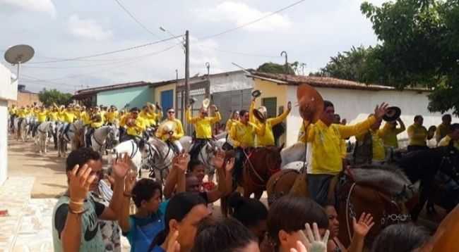 CAVALGADA NOSSA SENHORA DO BOM CONSELHO, POR MARIA EDUARDA - RAINHA ISABEL - PE