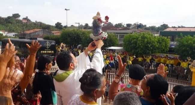 CAVALGADA NOSSA SENHORA DO BOM CONSELHO, POR MARIA EDUARDA - RAINHA ISABEL - PE