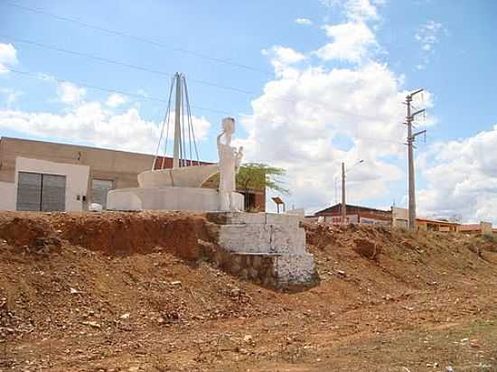 MONUMENTO-FOTO:JORGE HIRATA - RAJADA - PE