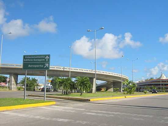 CHEGANDO AO AEROPORTO DE RECIFE PELA AV.MASCARENHAS DE MORAIS-FOTO:LEONIR ANGELO LUNARD - RECIFE - PE