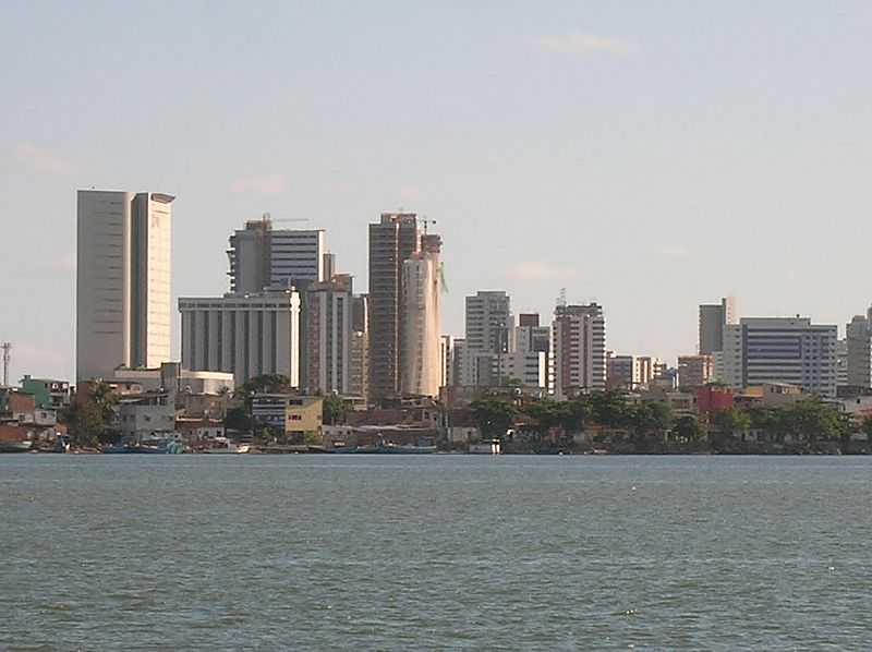 RECIFE-PE-CHEGANDO NA CIDADE-FOTO:ROBERTO INOJOSA  - RECIFE - PE