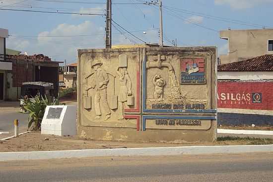 RIACHO DAS ALMAS-PE-MONUMENTO NA ENTRADA DA CIDADE-FOTO:SERGIO FALCETTI - RIACHO DAS ALMAS - PE