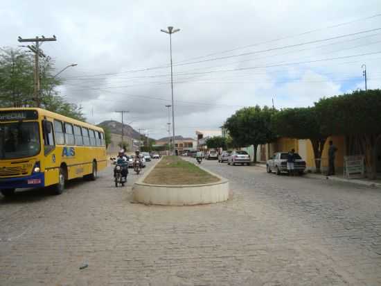 RUA GETLIO VARGAS , POR SALGUEIRENSE - SALGUEIRO - PE