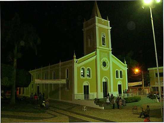 CATEDRAL A NOITE , POR TADEU CRUZ - SALGUEIRO - PE