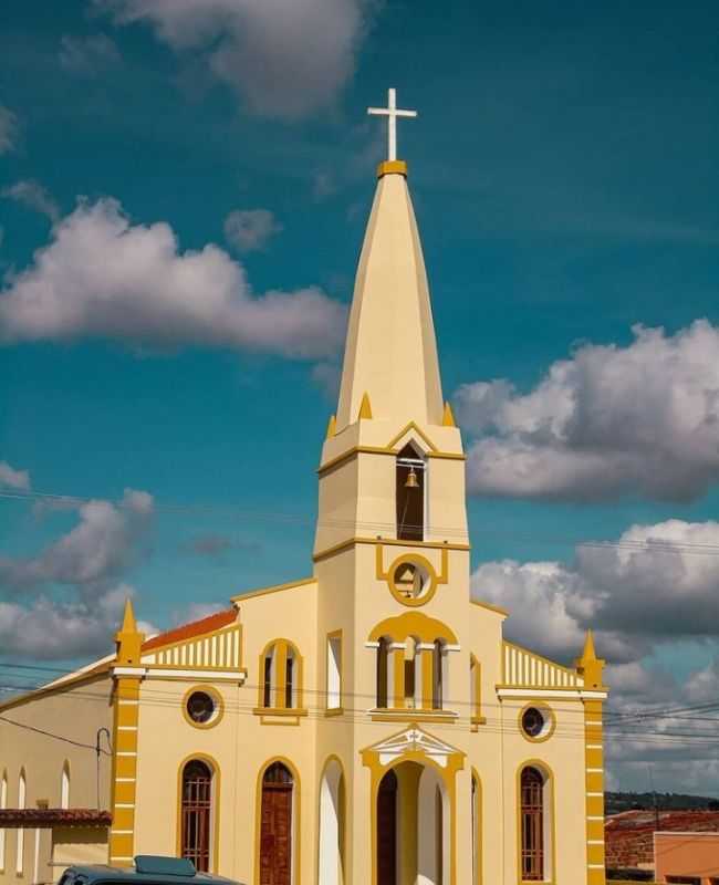 IGREJA MATRIZ DE SO VICENTE DE PAULO SALO-PE, POR TVS HD - SALO - PE