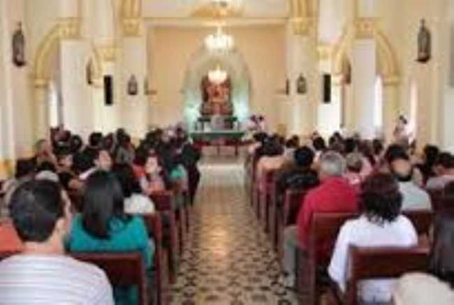 IMAGEM DA IGREJA NO CENTRO DA CIDADE, POR JAIRO CAVALCANTI - SANHAR - PE