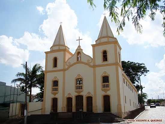 IGREJA MATRIZ DE SO CAETANO-FOTO:VICENTE A. QUEIROZ - SO CAETANO - PE