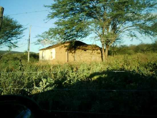 CASA DE BARRO(TAIPA). POR ANTONIO CCERO DA SILVA(GUIA) - SO JOS DO BELMONTE - PE