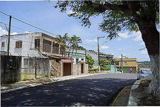 RUA DE SO LOURENO DA MATA-PE-FOTO:ERNANI NEVES - SO LOURENO DA MATA - PE