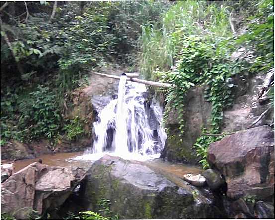CACHOEIRA DA MACAMBIRA, POR BAIARDO L.L.FILHO - SO VICENTE FERRER - PE