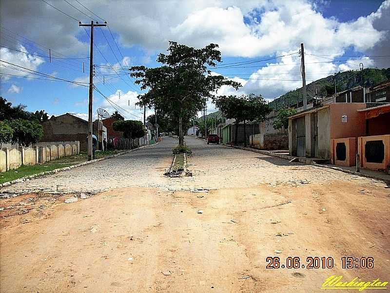 SERRA DO VENTO-PE-RUA DE ENTRADA DA VILA-FOTO:WLUIZ - SERRA DO VENTO - PE