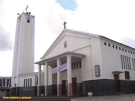 MATRIZ DE SO JOS EM SURUBIM-FOTO:VICENTE A. QUEIROZ - SURUBIM - PE