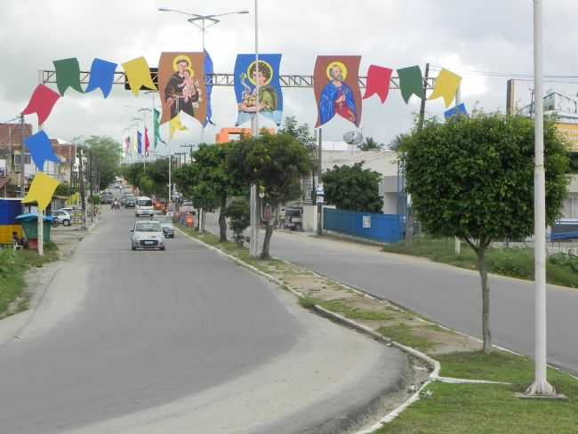 ENTRADA DA CIDADE, POR LEONARDO - SURUBIM - PE