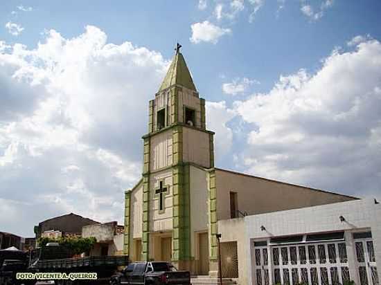 MATRIZ DE SANTO ANTNIO DE PDUA DE TACAIMB-FOTO:VICENTE A. QUEIROZ - TACAIMB - PE