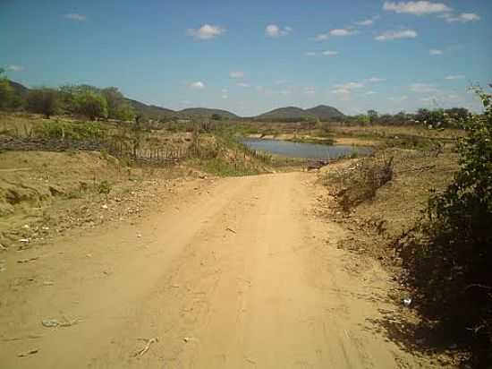 ACESSO PELO RIO PAJE-FOTO:JOO DINIZ - TUPANACI - PE