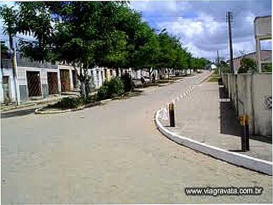 AVENIDA-FOTO:EDUCARENCANTANDO - URUU-MIRIM - PE