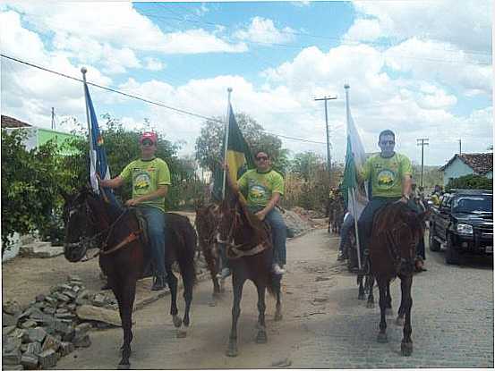CAVALGADA 21.11.10, POR BETINHODE GERA  - VERTENTE DO LRIO - PE