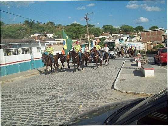 CAVALGADA 21.11.10, POR BETINHODE GERA  - VERTENTE DO LRIO - PE