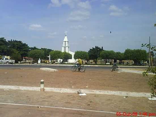 PRAA E IGREJA-FOTO:EVALDO CRANE - COCAL DE TELHA - PI